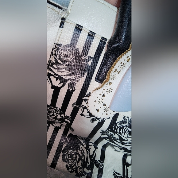 BETSEY JOHNSON EUC BOW SATCHEL BAG - Picture 4 of 10